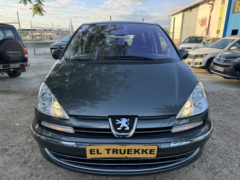 Peugeot 807 2.2 hdi