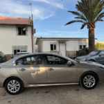 Renault Latitude 2.0 dci full