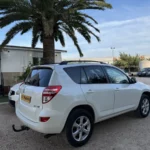 Toyota rav4 2.2 d4d full