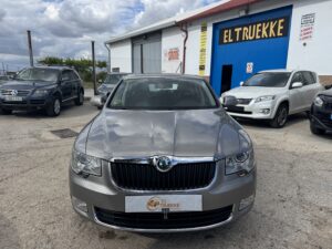 🚗 Skoda Superb 1.6 TDI 105cv Ambiente (2012) – 224.000 km – 1 Año de Garantía