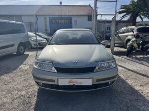 Renault Laguna 1.9 dCi 120cv del año 2002 con tan solo 190.000 km.