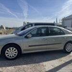 Renault Laguna 1.9 dCi 120cv del año 2002 con tan solo 190.000 km. full